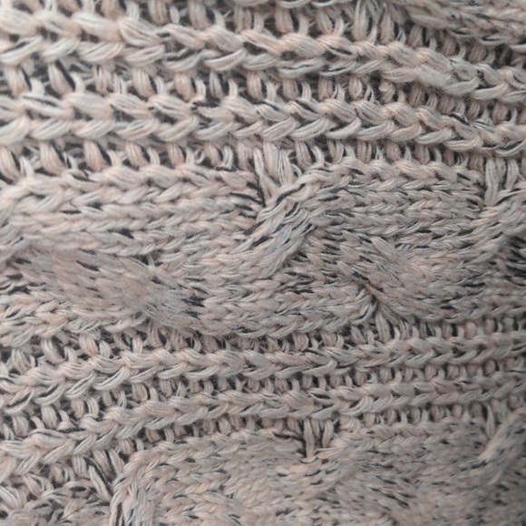 On Blue Boho Faux Fur Pink Cardigan Sweater Pastel Cable Knit Open Front Sz M - Picture 4 of 9